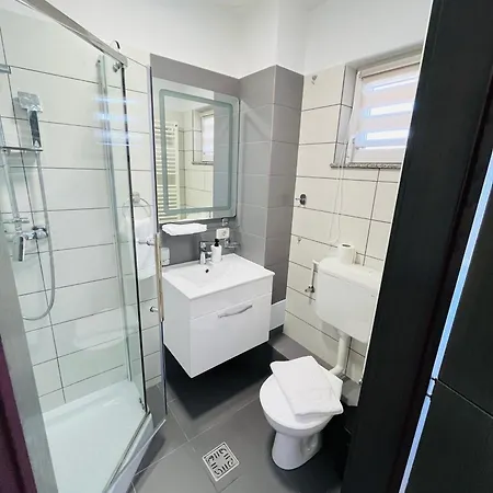 Random House Guest house Brasov